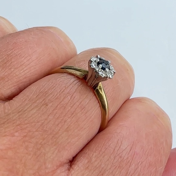 10k yellow gold sapphire and diamonds ring - Picture 5 of 6